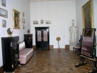 /album/fotogalerie-muzeum-ceskeho-venkova-zamek-kacina-/a764-damska-garderoba-2-dejiny-rodu-chotku-jpg1/